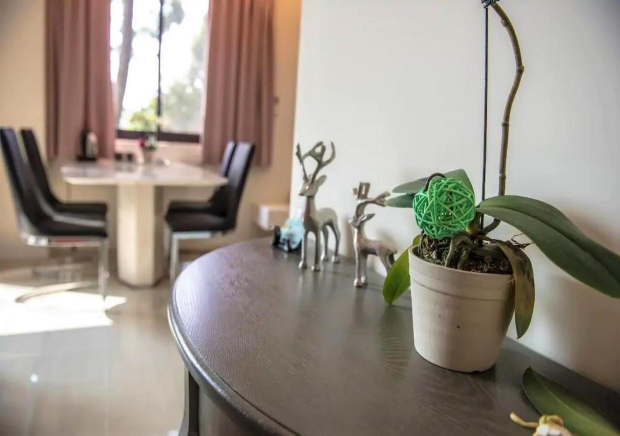 Sanyi Wei Wei Feng B&B Dış mekan fotoğraf