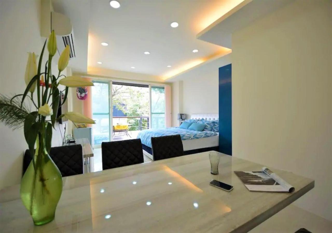Sanyi Wei Wei Feng B&B Dış mekan fotoğraf